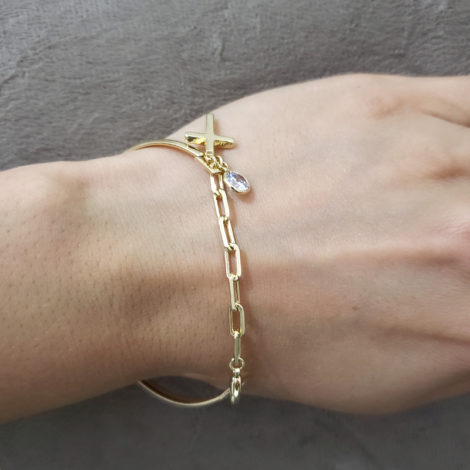 pulseira bracelete mista com cruz e strass joia folheada ouro 18k brilho folheados foto modelo 4