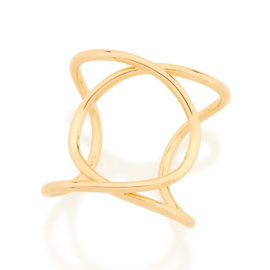 Imagem de fundo branco contendo um maxi anel no centro da marca Rommanel, código 512919. Anel na cor dourada folheado a ouro. Anel formado por dois aros entrelaçados, tendo a parte central vazada.